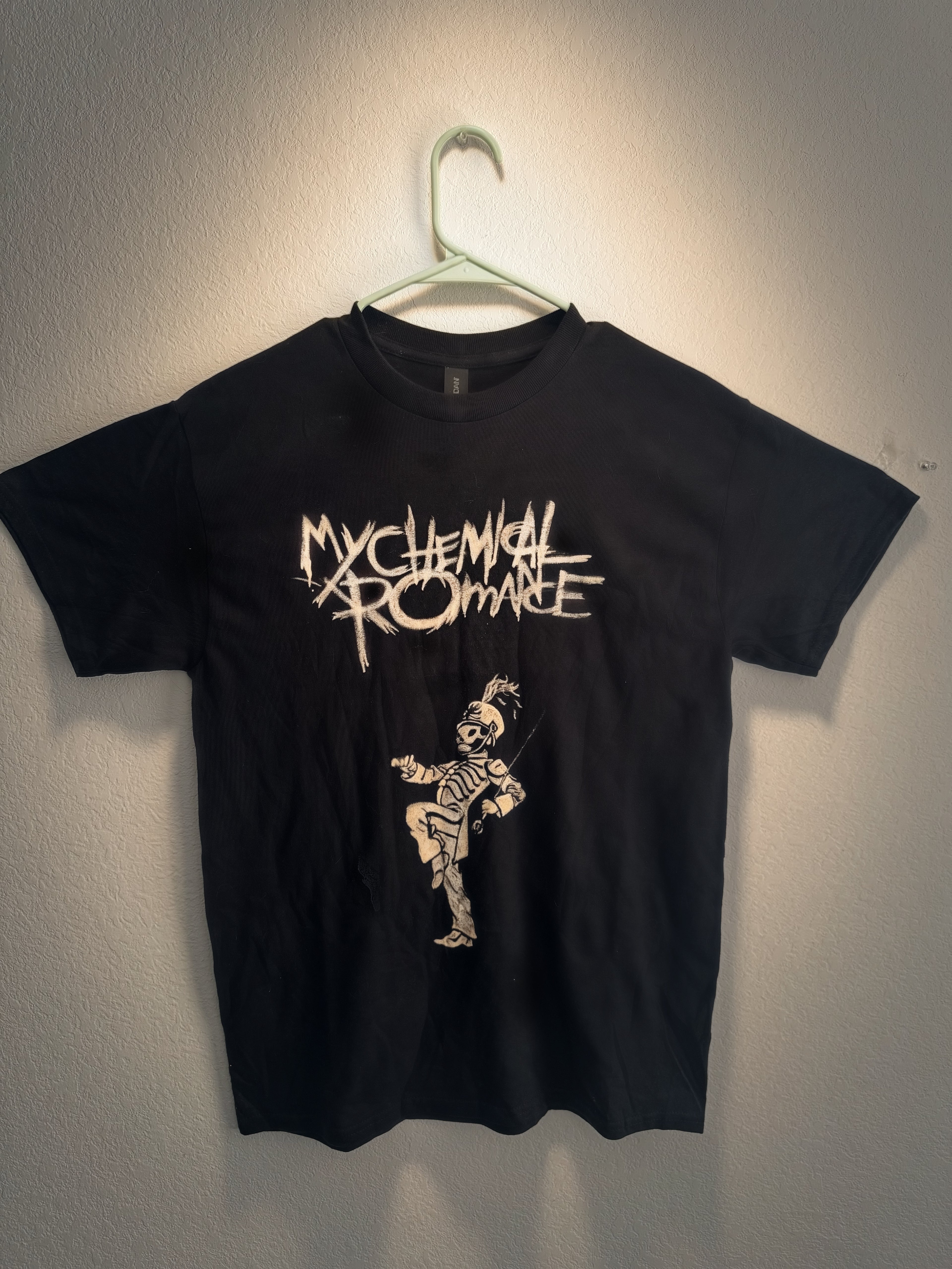 MCR black parade front+Famous last words back; Hand Painted bleach design; Medium